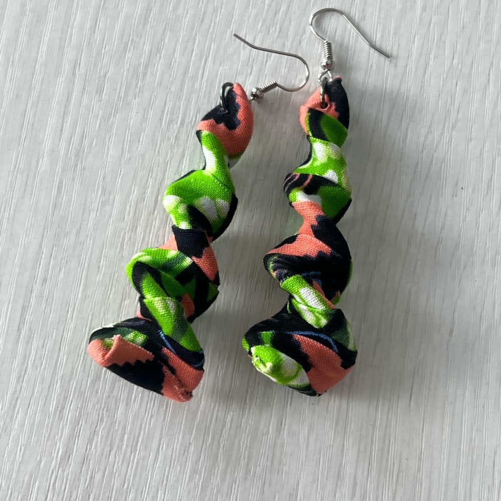 ‼️🚨💝3 for $25💝🚨‼️ Twisted Fabric Earrings - Green, Black, and Orange